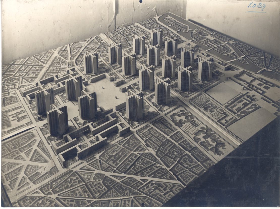 Architectural model of Le Corbusier's Plan Voisin for Paris
